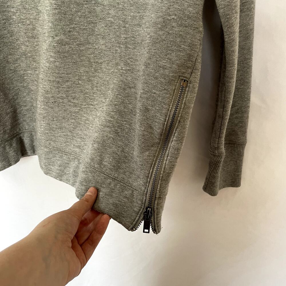 Banana Republic oversized gray crewneck sweater hello fleece pullover women's M - Picture 4 of 7